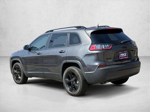 Used 2020 Jeep Cherokee Latitude Plus image 7