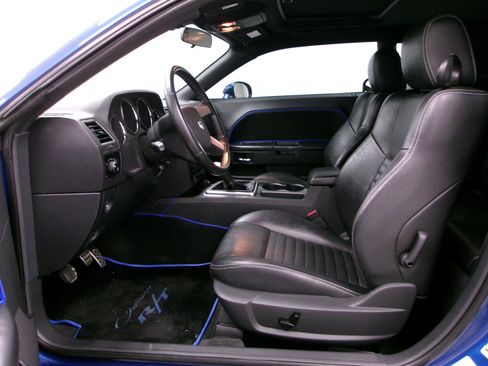 Used 2009 Dodge Challenger R/T image 8