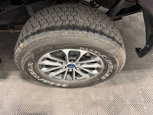 Used 2019 Ford F150 Lariat AWD/4WD image 44