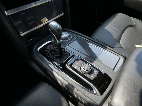 Certified 2024 Nissan Armada SL w/ Midnight Edition Package image 22