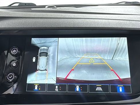 Used 2023 Buick Envision Avenir image 28