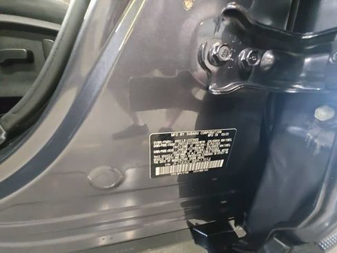 Used 2021 Subaru Forester Limited AWD/4WD image 25