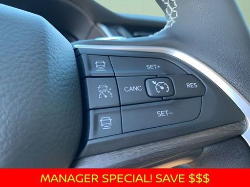 New 2025 Jeep Grand Cherokee Limited w/ Black Appearance Package image 22