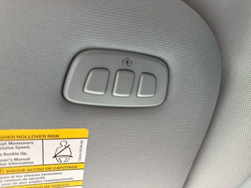 Used 2022 Ford F150 Lariat w/ Equipment Group 502A High image 59