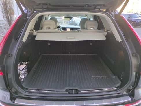 Used 2020 Volvo XC60 T6 Inscription w/ Protection Package Premier image 30