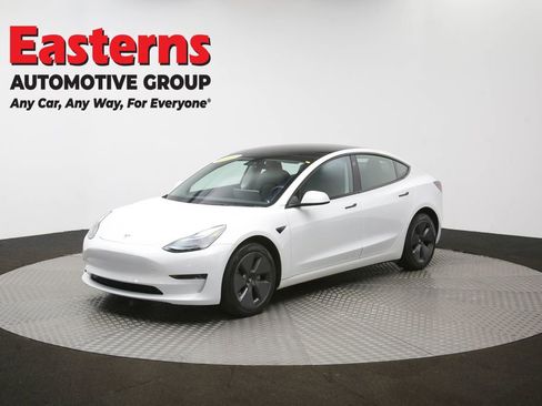 Used 2023 Tesla Model 3 Standard Range image 51