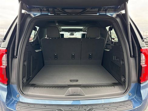 New 2026 GMC Yukon XL Elevation image 35