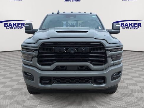 New 2026 RAM 2500 Laramie AWD/4WD image 8
