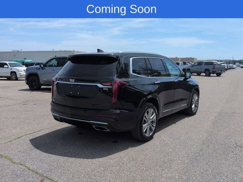Used 2023 Cadillac XT6 Premium Luxury AWD/4WD image 6