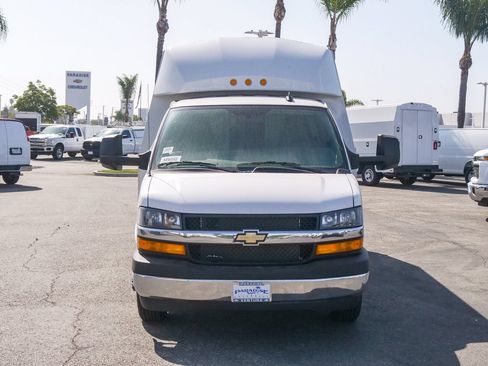 New 2026 Chevrolet Express 3500 w/ Power Convenience Package RWD image 2