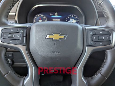 Used 2024 Chevrolet Suburban LT image 17