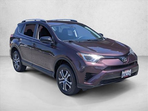Used 2018 Toyota RAV4 LE w/ All Weather Liner Package FWD image 3