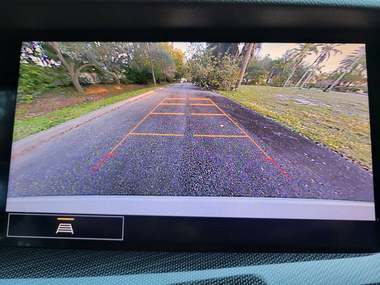 Used 2021 Buick Envision Preferred FWD image 25