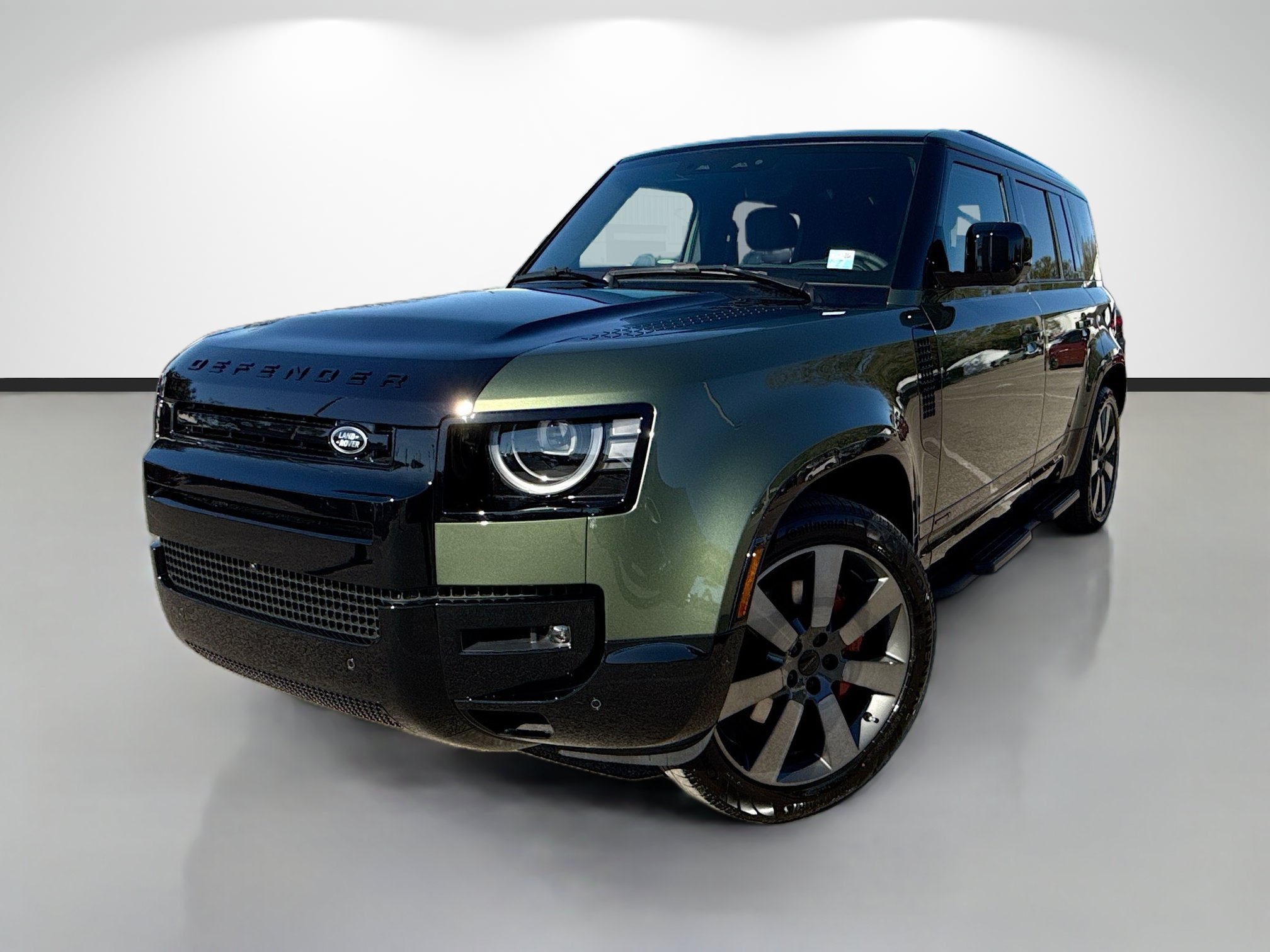 New 2026 Land Rover Defender 110 X AWD/4WD image 1