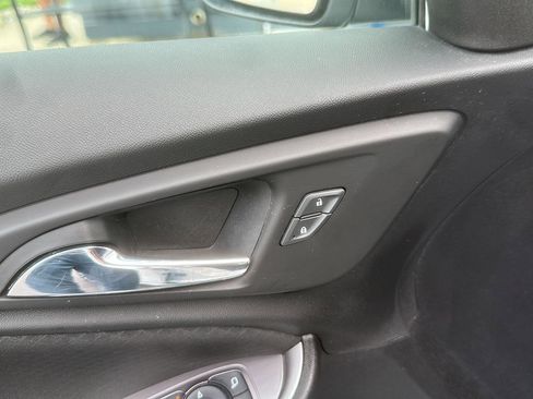 Used 2022 Chevrolet Malibu RS image 25
