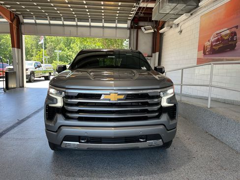 New 2026 Chevrolet Silverado 1500 High Country AWD/4WD image 2
