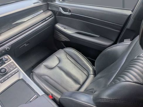 Used 2023 Hyundai Palisade Calligraphy w/ Cargo Package FWD image 18
