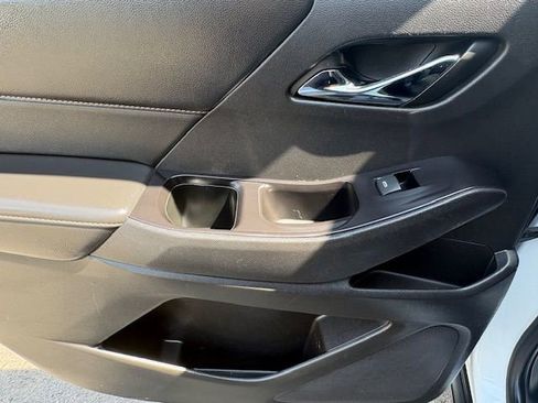 Used 2018 Chevrolet Traverse LT w/ LPO, Floor Liner Package AWD/4WD image 17