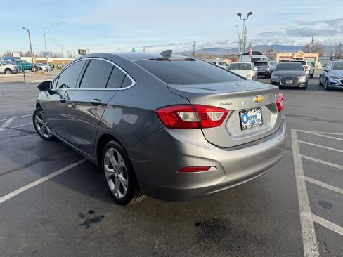 Used 2018 Chevrolet Cruze Premier w/ Enhanced Convenience Package image 5