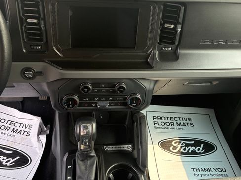 Used 2022 Ford Bronco Big Bend AWD/4WD image 11