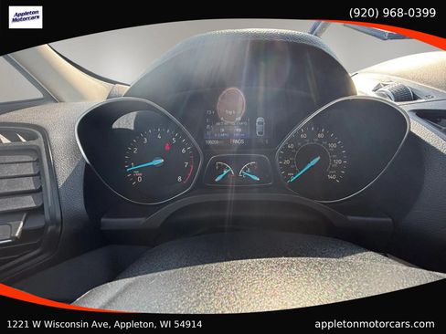 Used 2019 Ford Escape SEL AWD/4WD image 17