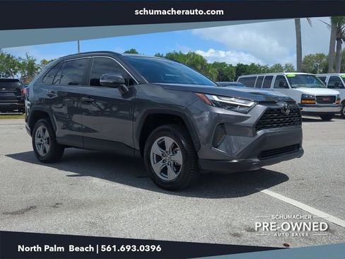 Used 2022 Toyota RAV4 XLE image 1