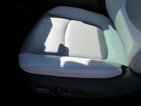 Used 2024 Toyota RAV4 XLE Premium image 16