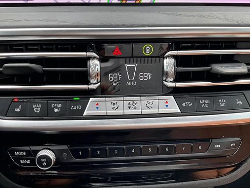 Used 2023 BMW X3 xDrive30i w/ M Sport Package image 33