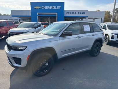 Used 2024 Jeep Grand Cherokee Altitude