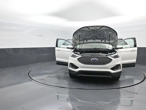 Certified 2024 Ford Edge SEL w/ Convenience Package AWD/4WD image 44