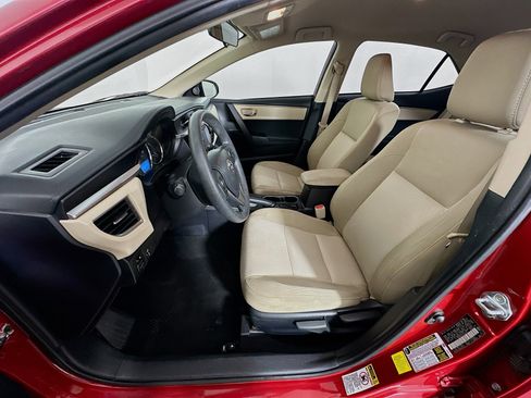 Used 2015 Toyota Corolla LE image 13