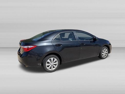 Used 2016 Toyota Corolla LE FWD image 4