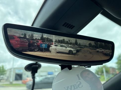 Used 2022 Buick Enclave Premium FWD image 18
