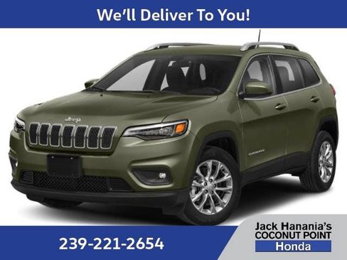 Used 2019 Jeep Cherokee Overland w/ Technology Group AWD/4WD image 4