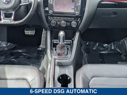Used 2017 Volkswagen Jetta GLI FWD image 19