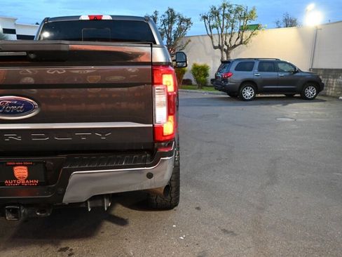 Used 2018 Ford F350 Lariat w/ Lariat Ultimate Package image 11