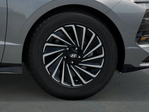 New 2026 Hyundai Sonata Limited image 24