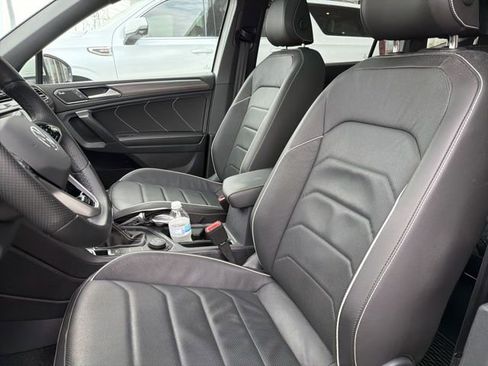 Used 2024 Volkswagen Tiguan SEL R-Line AWD/4WD image 5