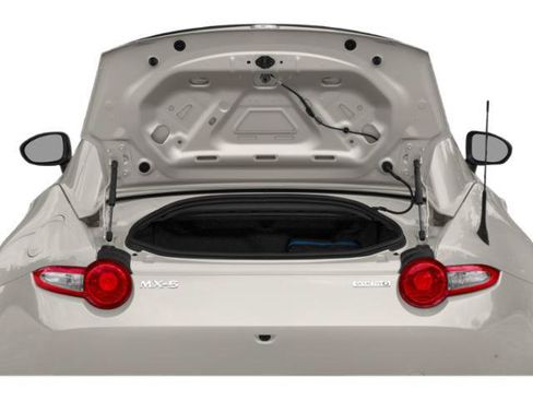 Used 2022 MAZDA MX-5 Miata Club RWD image 14