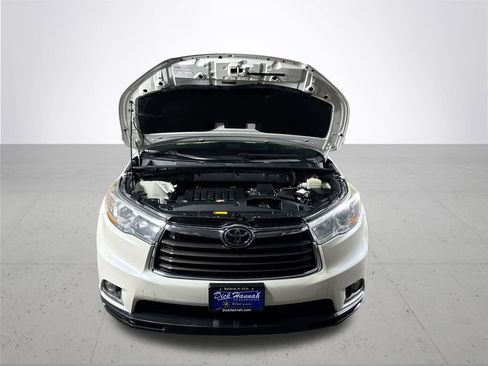 Used 2016 Toyota Highlander Limited Platinum image 23