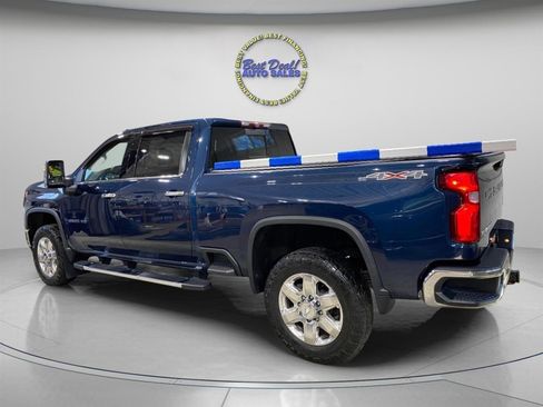 Used 2020 Chevrolet Silverado 2500 LTZ w/ LTZ Premium Package image 2