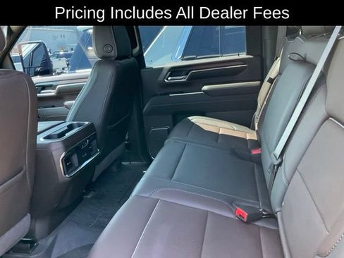 Used 2024 GMC Sierra 2500 Denali w/ Denali Reserve Package AWD/4WD image 10