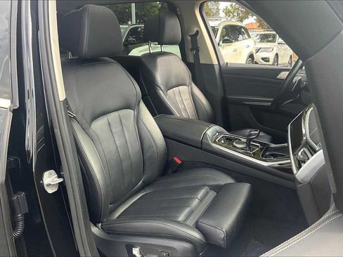 Used 2020 BMW X7 xDrive40i w/ Premium Package image 10