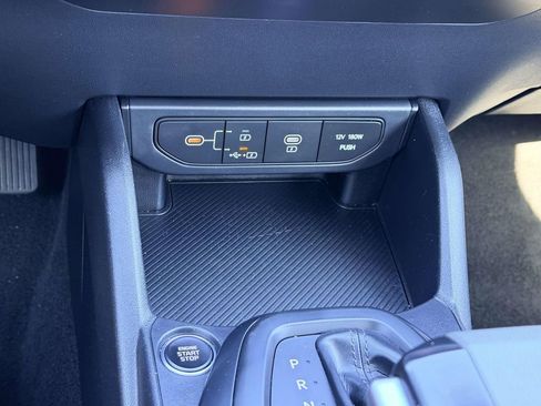 Used 2025 Kia K4 LXS image 6