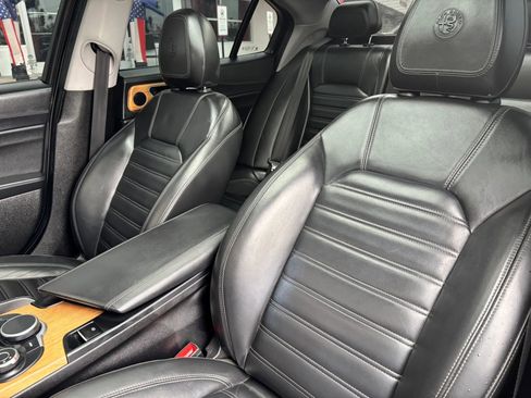 Used 2017 Alfa Romeo Giulia Ti w/ TI Lusso Light Wood Package image 13