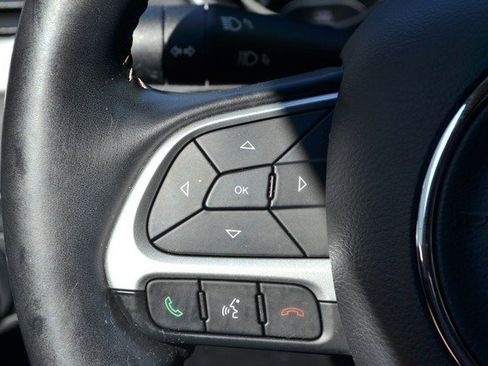 Used 2020 Jeep Compass Latitude w/ Cold Weather Group image 20