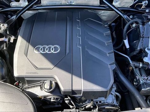 Used 2025 Audi Q5 2.0T Premium Plus w/ Premium Plus Package AWD/4WD image 31