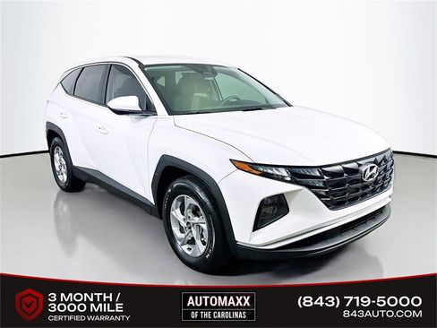 Used 2024 Hyundai Tucson SE image 1