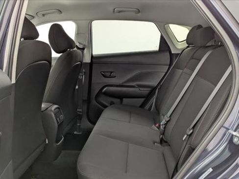 Used 2025 Hyundai Kona SEL AWD/4WD image 17