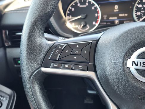 Used 2023 Nissan Sentra SV image 31